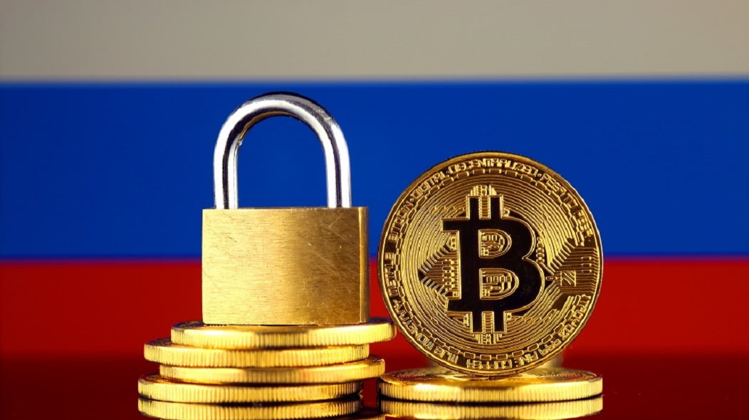 El Banco Rusia, prohíbe a los Fondos Mutuos de Inversión destinar capital e invertir en criptomonedas como Bitcoin (BTC).