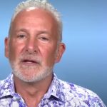 No compren dólares porque van a caer, la advertencia de Peter Schiff a los inversionistas