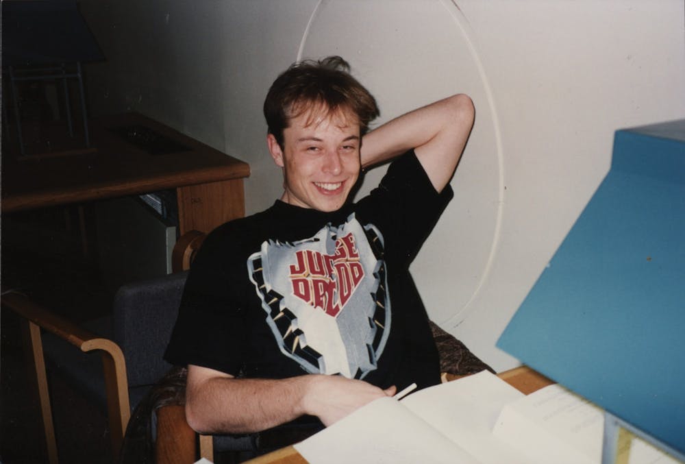 Elon Musk en la universidad