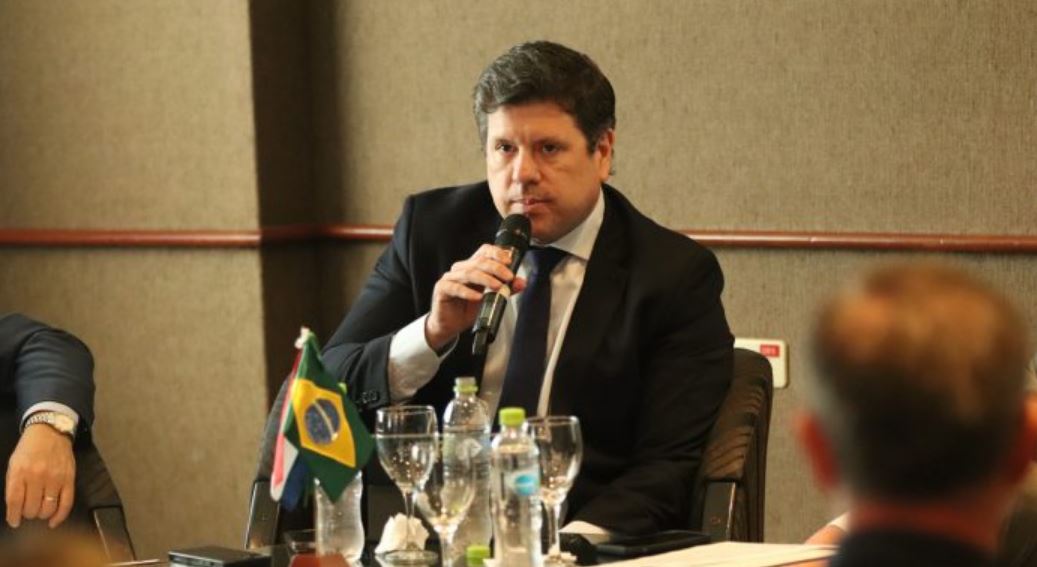 «Mineros de Bitcoin pagan tres veces más que Brasil por la energía de Paraguay»
