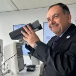 Worldcoin y el Estado se pelean por el iris de los chilenos