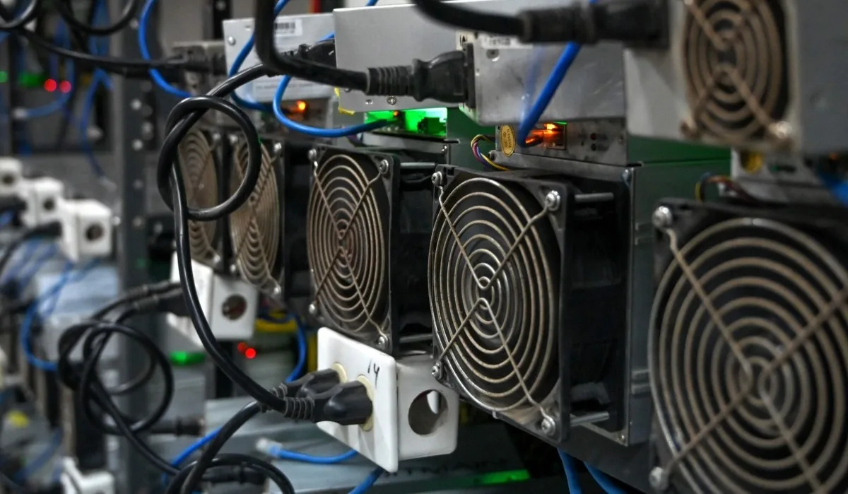 Sin energía ni voluntad política, así muere la minería de Bitcoin en Venezuela