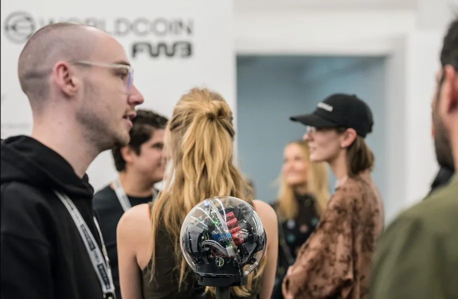 Revendedores de Worldcoin están en la mira de los organismos en Argentina