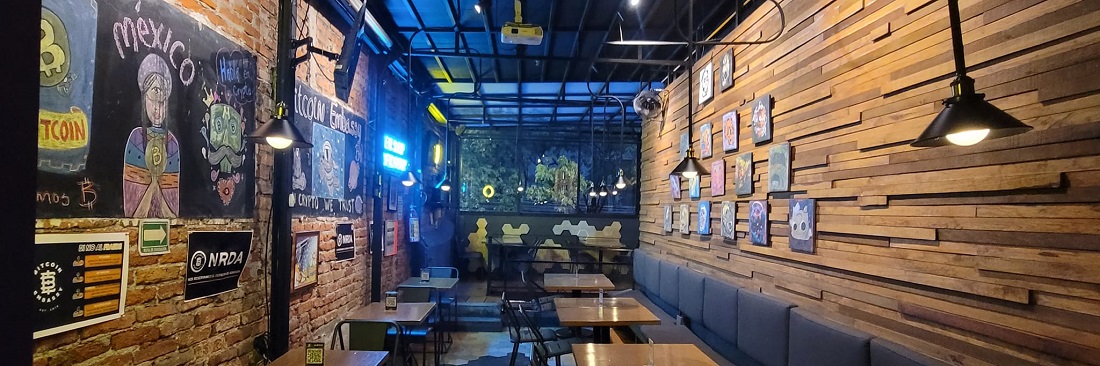 Bitcoin Embassy Bar de México negocia acuerdos para evitar cierre definitivo